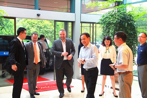 加拿大駐上海總領(lǐng)事一行來(lái)天堂硅谷參觀訪問(wèn)