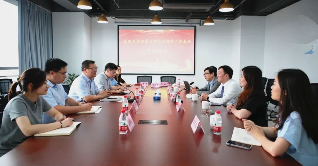 16583023165432337F2F.jpg D74DE87A5E94456F48A96E8A5872C650.jpg